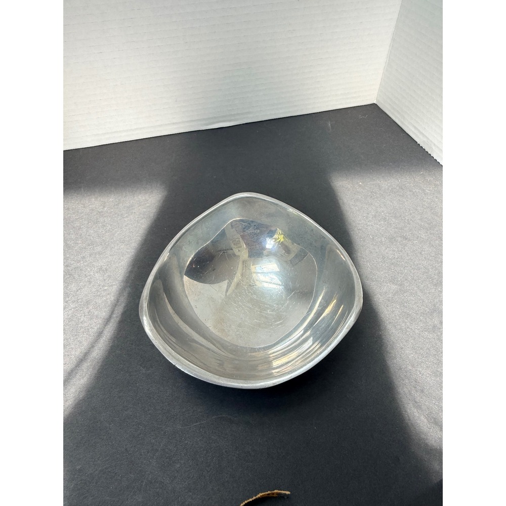Arthur Court Vintage Aluminum Triangular Serving Bowl Catchall Silver Tone 070